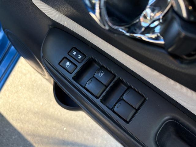 ノート X 衝突軽減 レーンキープ 障害物センサー ナビ 全周囲カメラ Fカメラ サイドカメラ Bカメラ ETC Iストップ スマキー 禁煙車 記録簿 ABS オートハイビーム オートライト 電格ミラー CD(41枚目)