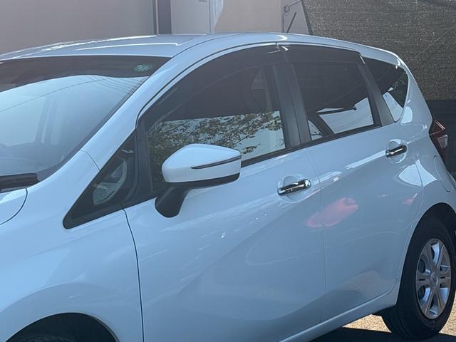 ノート Ｘ　衝突軽減　レーンキープ　障害物センサー　ナビ　ワンセグ　Ｂカメラ　Ｂｌｕｅｔｏｏｔｈオーディオ　ＥＴＣ　Ｉストップ　スマキー　禁煙車　ＡＢＳ　オートライト　電格ミラー　運転席エアバッグ（24枚目）