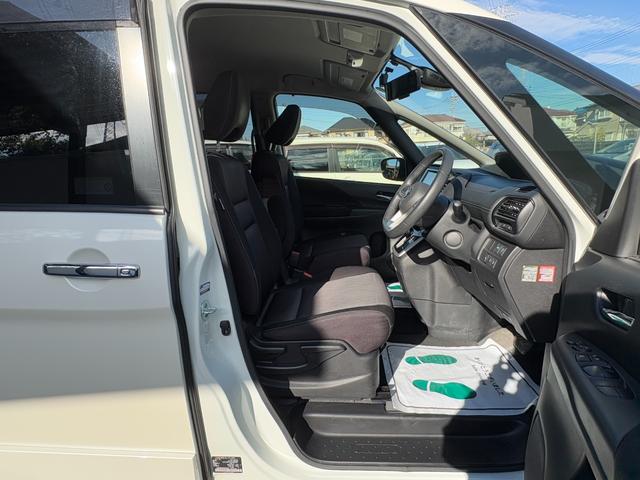 セレナ ハイウェイスター　Ｖセレクション　衝突軽減　レーンキープ　障害物センサー　アダプティブクルーズ　両側電動　ナビ　フルセグ　全周囲カメラ　Ｆカメラ　サイドカメラ　Ｂカメラ　Ｂｌｕｅｔｏｏｔｈオーディオ　ＥＴＣ（25枚目）