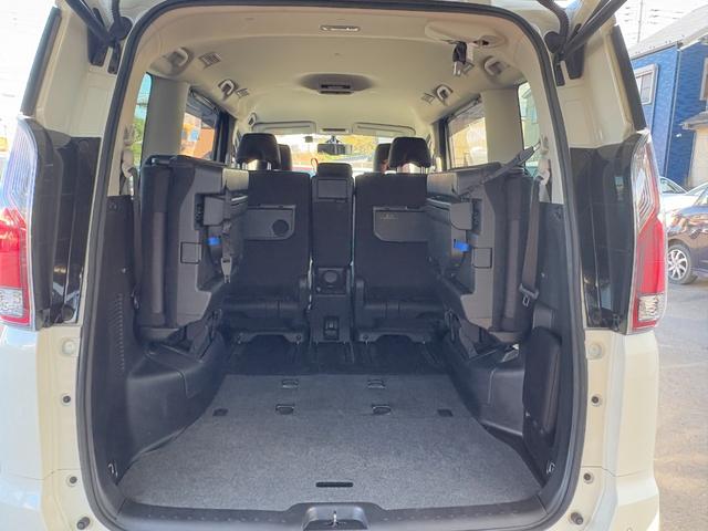 セレナ ハイウェイスター　Ｖセレクション　衝突軽減　レーンキープ　障害物センサー　アダプティブクルーズ　両側電動　ナビ　フルセグ　全周囲カメラ　Ｆカメラ　サイドカメラ　Ｂカメラ　Ｂｌｕｅｔｏｏｔｈオーディオ　ＥＴＣ（31枚目）