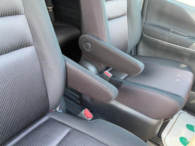 セレナ ハイウェイスター　Ｖセレクション　衝突軽減　レーンキープ　障害物センサー　アダプティブクルーズ　両側電動　ナビ　フルセグ　全周囲カメラ　Ｆカメラ　サイドカメラ　Ｂカメラ　Ｂｌｕｅｔｏｏｔｈオーディオ　ＥＴＣ（45枚目）