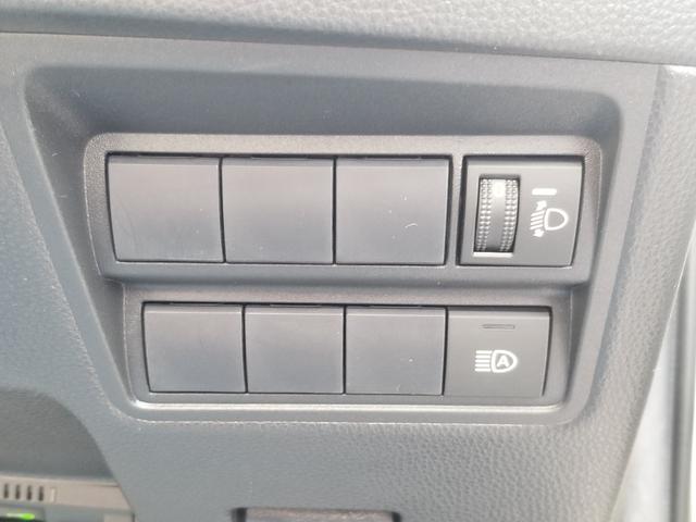 ヤリス ハイブリッドＸ　衝突軽減　レーンキープ　障害物センサー　アダプティブクルーズ　ナビ　Ｂｌｕｅｔｏｏｔｈオーディオ　ＥＴＣ　キーレス　禁煙車　ＡＢＳ　オートハイビーム　オートライト　電格ミラー　運転席エアバッグ（7枚目）