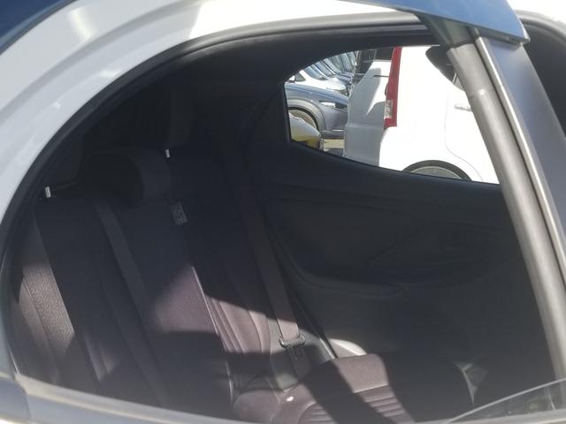 ヤリス ハイブリッドＸ　衝突軽減　レーンキープ　障害物センサー　アダプティブクルーズ　ナビ　Ｂｌｕｅｔｏｏｔｈオーディオ　ＥＴＣ　キーレス　禁煙車　ＡＢＳ　オートハイビーム　オートライト　電格ミラー　運転席エアバッグ（9枚目）