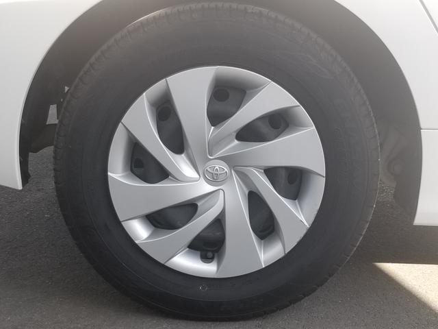 ヤリス ハイブリッドＸ　衝突軽減　レーンキープ　障害物センサー　アダプティブクルーズ　ナビ　Ｂｌｕｅｔｏｏｔｈオーディオ　ＥＴＣ　キーレス　禁煙車　ＡＢＳ　オートハイビーム　オートライト　電格ミラー　運転席エアバッグ（12枚目）