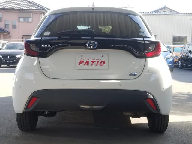 ヤリス ハイブリッドＸ　衝突軽減　レーンキープ　障害物センサー　アダプティブクルーズ　ナビ　Ｂｌｕｅｔｏｏｔｈオーディオ　ＥＴＣ　キーレス　禁煙車　ＡＢＳ　オートハイビーム　オートライト　電格ミラー　運転席エアバッグ（14枚目）