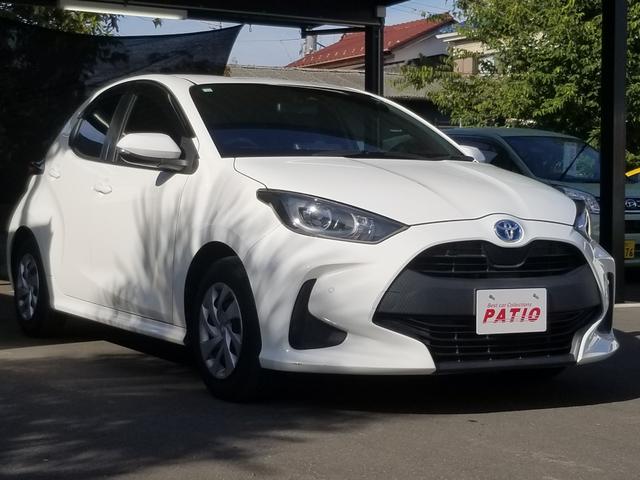 ヤリス ハイブリッドＸ　衝突軽減　レーンキープ　障害物センサー　アダプティブクルーズ　ナビ　Ｂｌｕｅｔｏｏｔｈオーディオ　ＥＴＣ　キーレス　禁煙車　ＡＢＳ　オートハイビーム　オートライト　電格ミラー　運転席エアバッグ（15枚目）