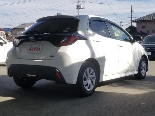 ヤリス ハイブリッドＸ　衝突軽減　レーンキープ　障害物センサー　アダプティブクルーズ　ナビ　Ｂｌｕｅｔｏｏｔｈオーディオ　ＥＴＣ　キーレス　禁煙車　ＡＢＳ　オートハイビーム　オートライト　電格ミラー　運転席エアバッグ（47枚目）