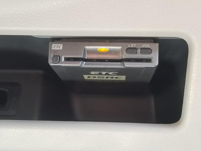 ｅＫスペース Ｇ　ｅ－アシスト　衝突軽減　片側電動　ナビ　フルセグ　Ｂカメラ　後席モニター　ＥＴＣ　Ｉストップ　スマキー　フルフラット　横滑り防止　ＡＢＳ　電格ミラー　ベンチシート　ＣＤ　ＤＶＤ再生　運転席エアバッグ　エアコン（7枚目）