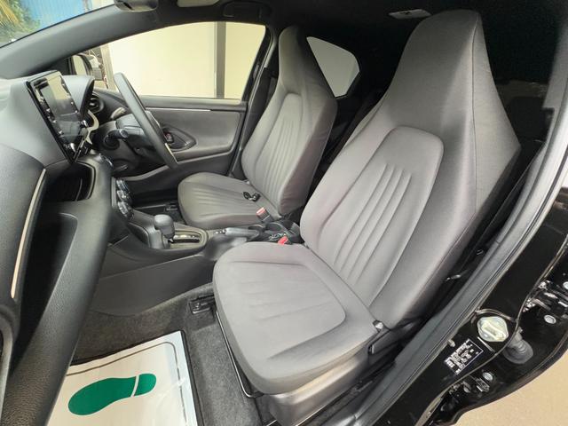ヤリス Ｘ　衝突軽減　レーンキープ　ナビ　Ｂｌｕｅｔｏｏｔｈオーディオ　ＥＴＣ　スマキー　禁煙車　ＡＢＳ　オートハイビーム　オートライト　電格ミラー　運転席エアバッグ　助手席エアバッグ　サイドエアバッグ　エアコン（37枚目）