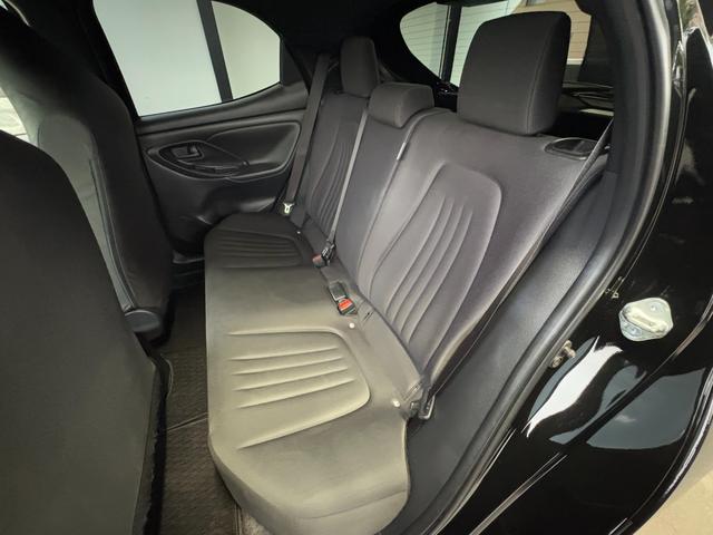 ヤリス Ｘ　衝突軽減　レーンキープ　ナビ　Ｂｌｕｅｔｏｏｔｈオーディオ　ＥＴＣ　スマキー　禁煙車　ＡＢＳ　オートハイビーム　オートライト　電格ミラー　運転席エアバッグ　助手席エアバッグ　サイドエアバッグ　エアコン（40枚目）