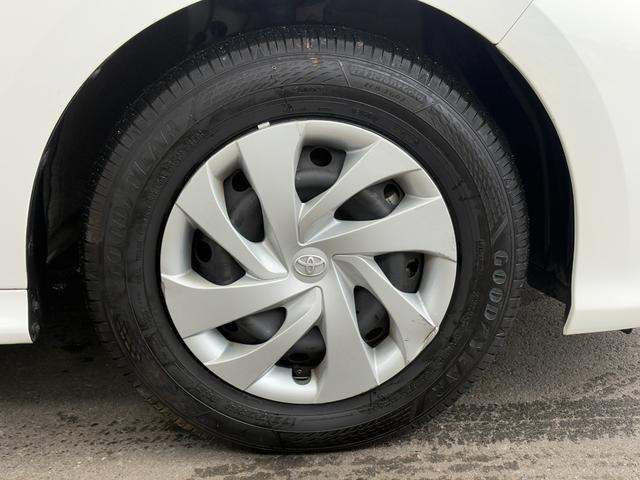 ヤリス ハイブリッドＸ　衝突軽減　レーンキープ　障害物センサー　アダプティブクルーズ　ナビ　Ｂカメラ　Ｂｌｕｅｔｏｏｔｈオーディオ　ＥＴＣ　キーレス　禁煙車　ＡＢＳ　オートハイビーム　オートライト　電格ミラー（15枚目）