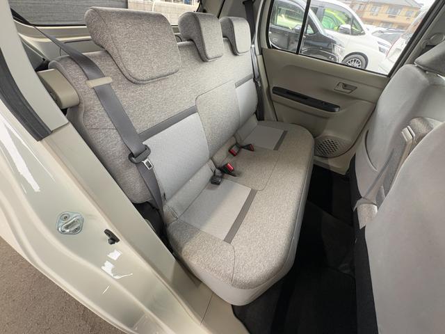 パッソ Ｘ　Ｓ　衝突軽減　レーンキープ　ナビ　Ｂカメラ　Ｉストップ　スマキー　禁煙車　ＡＢＳ　オートハイビーム　電格ミラー　ベンチシート　ＣＤ　運転席エアバッグ　助手席エアバッグ　エアコン　パワーウィンドウ（10枚目）