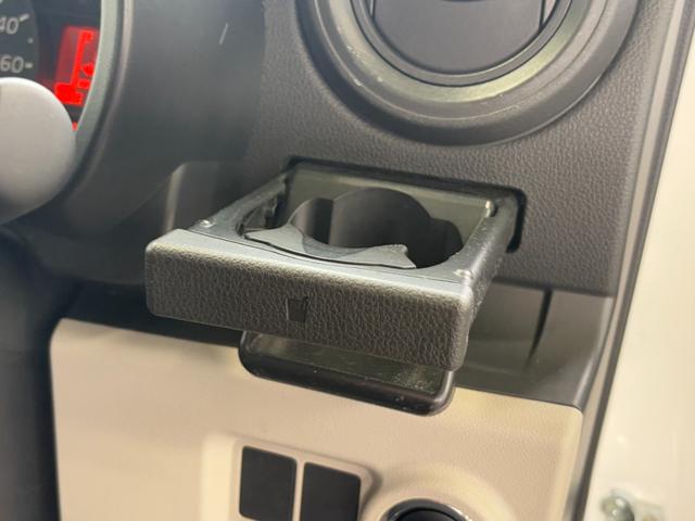 パッソ Ｘ　Ｓ　衝突軽減　レーンキープ　ナビ　Ｂカメラ　Ｉストップ　スマキー　禁煙車　ＡＢＳ　オートハイビーム　電格ミラー　ベンチシート　ＣＤ　運転席エアバッグ　助手席エアバッグ　エアコン　パワーウィンドウ（38枚目）