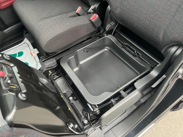 スペーシア ハイブリッドＧ　衝突軽減　レーンキープ　障害物センサー　両側スライド　Ｂｌｕｅｔｏｏｔｈオーディオ　ＥＴＣ　Ｉストップ　スマキー　禁煙車　フルフラット　ＡＢＳ　オートハイビーム　オートライト　電格ミラー　ベンチシート（44枚目）