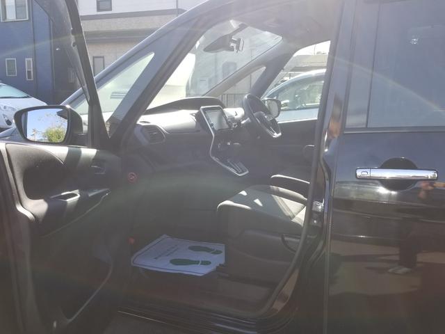 セレナ Ｘ　ＶセレクションＩＩ　衝突軽減　レーンキープ　障害物センサー　オートクルーズ　両側電動　ナビ　ワンセグ　全周囲カメラ　Ｆカメラ　サイドカメラ　Ｂカメラ　Ｂｌｕｅｔｏｏｔｈオーディオ　後席モニター　ＥＴＣ　Ｉストップ（44枚目）