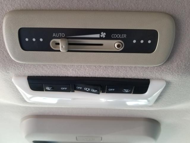 セレナ Ｘ　ＶセレクションＩＩ　衝突軽減　レーンキープ　障害物センサー　オートクルーズ　両側電動　ナビ　ワンセグ　全周囲カメラ　Ｆカメラ　サイドカメラ　Ｂカメラ　Ｂｌｕｅｔｏｏｔｈオーディオ　後席モニター　ＥＴＣ　Ｉストップ（57枚目）