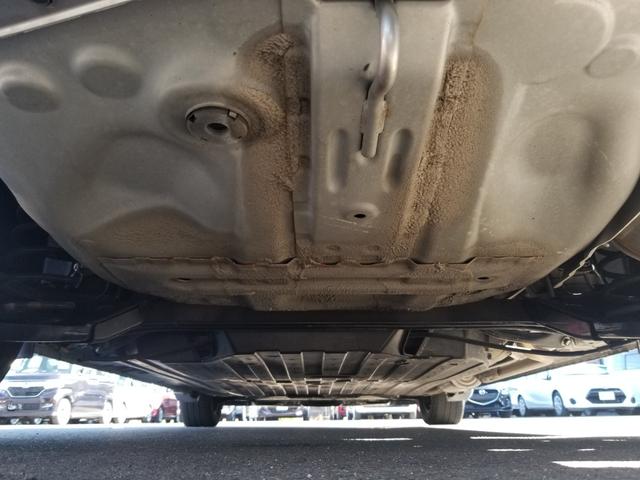 フィットハイブリッド Fパッケージ ナビ ワンセグ Bカメラ Bluetoothオーディオ ETC スマキー 禁煙車 フルフラット 横滑り防止 ABS 電格ミラー CD DVD再生 運転席エアバッグ 助手席エアバッグ エアコン(21枚目)