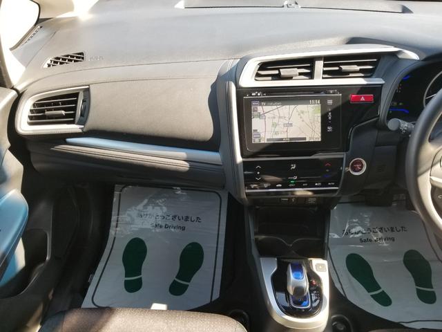フィットハイブリッド Fパッケージ ナビ ワンセグ Bカメラ Bluetoothオーディオ ETC スマキー 禁煙車 フルフラット 横滑り防止 ABS 電格ミラー CD DVD再生 運転席エアバッグ 助手席エアバッグ エアコン(36枚目)