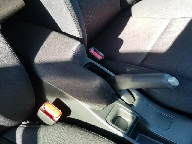 フィットハイブリッド Fパッケージ ナビ ワンセグ Bカメラ Bluetoothオーディオ ETC スマキー 禁煙車 フルフラット 横滑り防止 ABS 電格ミラー CD DVD再生 運転席エアバッグ 助手席エアバッグ エアコン(39枚目)