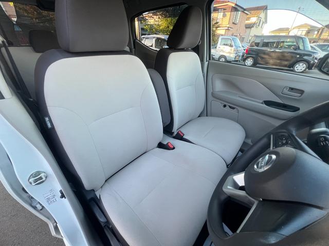 デイズ Ｂ　衝突軽減　レーンキープ　障害物センサー　ナビ　Ｂカメラ　Ｂｌｕｅｔｏｏｔｈオーディオ　ＥＴＣ　Ｉストップ　キーレス　記録簿　横滑り防止　ＡＢＳ　オートライト　電格ミラー　ベンチシート　運転席エアバッグ（9枚目）