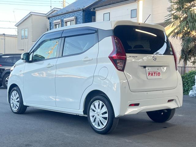 デイズ Ｂ　衝突軽減　レーンキープ　障害物センサー　ナビ　Ｂカメラ　Ｂｌｕｅｔｏｏｔｈオーディオ　ＥＴＣ　Ｉストップ　キーレス　記録簿　横滑り防止　ＡＢＳ　オートライト　電格ミラー　ベンチシート　運転席エアバッグ（17枚目）