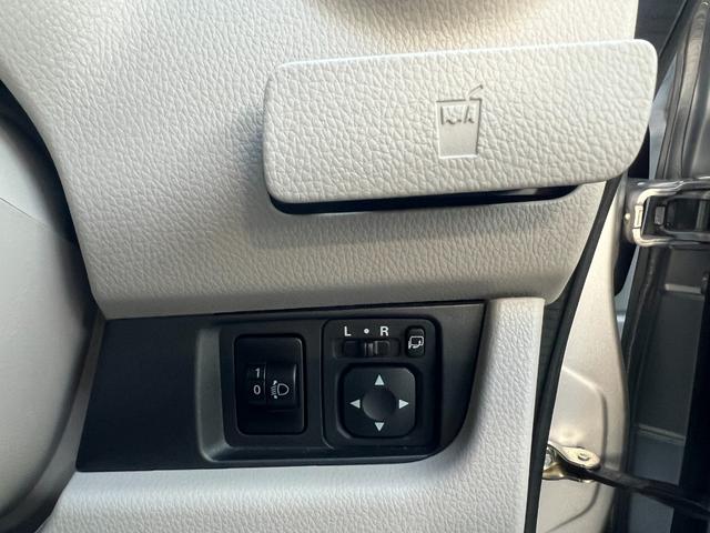 ｅＫワゴン Ｅ　シートヒーター　ナビ　ワンセグ　Ｂカメラ　Ｂｌｕｅｔｏｏｔｈオーディオ　キーレス　禁煙車　フルフラット　ＡＢＳ　電格ミラー　ベンチシート　ＣＤ　ＤＶＤ再生　運転席エアバッグ　助手席エアバッグ　エアコン（9枚目）