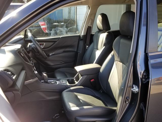 フォレスター プレミアム　４ＷＤ　衝突軽減　レーンキープ　障害物センサー　アダプティブクルーズ　革シート　シートヒーター　パワーシート　電動リアゲート　ナビ　フルセグ　Ｆカメラ　サイドカメラ　Ｂカメラ　ＥＴＣ　Ｉストップ（49枚目）