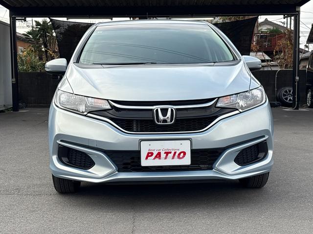 フィット 13G・F ナビ フルセグ Bカメラ Bluetoothオーディオ ETC Iストップ 14インチAW スマキー 禁煙車 フルフラット 横滑り防止 ABS 電格ミラー CD DVD再生(18枚目)