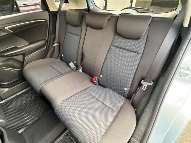 フィット 13G・F ナビ フルセグ Bカメラ Bluetoothオーディオ ETC Iストップ 14インチAW スマキー 禁煙車 フルフラット 横滑り防止 ABS 電格ミラー CD DVD再生(58枚目)