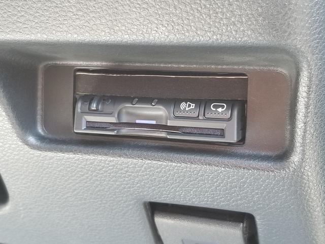 スペーシア ハイブリッドX 衝突軽減 レーンキープ 障害物センサー 両側電動 シートヒーター ナビ ワンセグ Bカメラ Bluetoothオーディオ ETC Iストップ スマキー 禁煙車 記録簿 フルフラット 横滑り防止 ABS(8枚目)