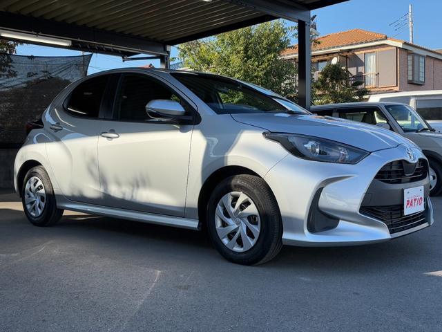 ヤリス X 衝突軽減 レーンキープ Bluetoothオーディオ キーレス 禁煙車 ABS オートハイビーム オートライト 電格ミラー 運転席エアバッグ 助手席エアバッグ サイドエアバッグ パワーウィンドウ(14枚目)