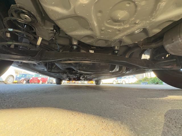 ヤリス X 衝突軽減 レーンキープ Bluetoothオーディオ キーレス 禁煙車 ABS オートハイビーム オートライト 電格ミラー 運転席エアバッグ 助手席エアバッグ サイドエアバッグ パワーウィンドウ(23枚目)