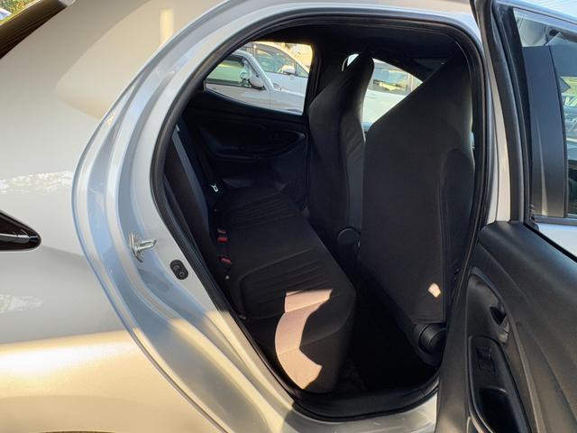 ヤリス X 衝突軽減 レーンキープ Bluetoothオーディオ キーレス 禁煙車 ABS オートハイビーム オートライト 電格ミラー 運転席エアバッグ 助手席エアバッグ サイドエアバッグ パワーウィンドウ(26枚目)