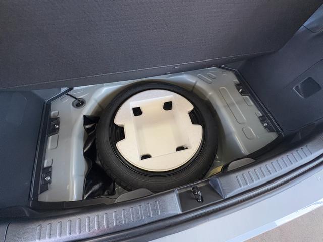 ヤリス X 衝突軽減 レーンキープ Bluetoothオーディオ キーレス 禁煙車 ABS オートハイビーム オートライト 電格ミラー 運転席エアバッグ 助手席エアバッグ サイドエアバッグ パワーウィンドウ(30枚目)