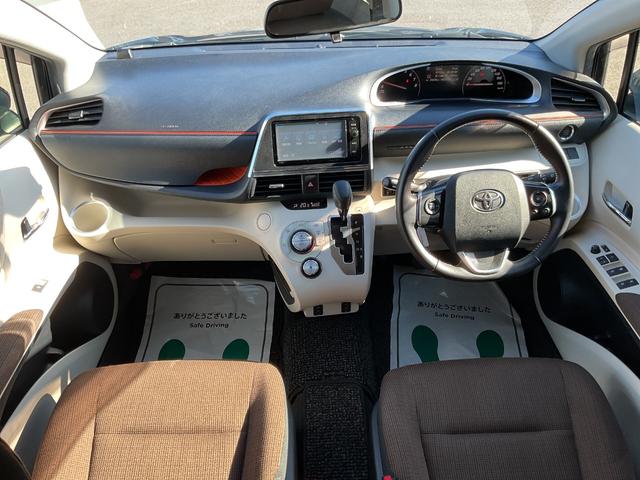 シエンタ G 衝突軽減 レーンキープ 両側電動 シートヒーター ナビ フルセグ Bカメラ Bluetoothオーディオ ETC Iストップ LEDヘッドライト スマキー 禁煙車 3列 フルフラット ABS ESC(3枚目)