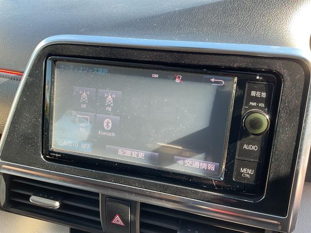 シエンタ G 衝突軽減 レーンキープ 両側電動 シートヒーター ナビ フルセグ Bカメラ Bluetoothオーディオ ETC Iストップ LEDヘッドライト スマキー 禁煙車 3列 フルフラット ABS ESC(4枚目)