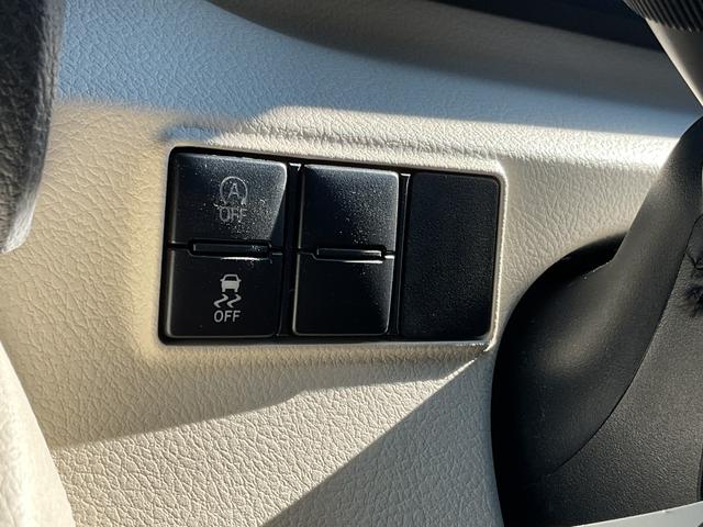 シエンタ G 衝突軽減 レーンキープ 両側電動 シートヒーター ナビ フルセグ Bカメラ Bluetoothオーディオ ETC Iストップ LEDヘッドライト スマキー 禁煙車 3列 フルフラット ABS ESC(9枚目)