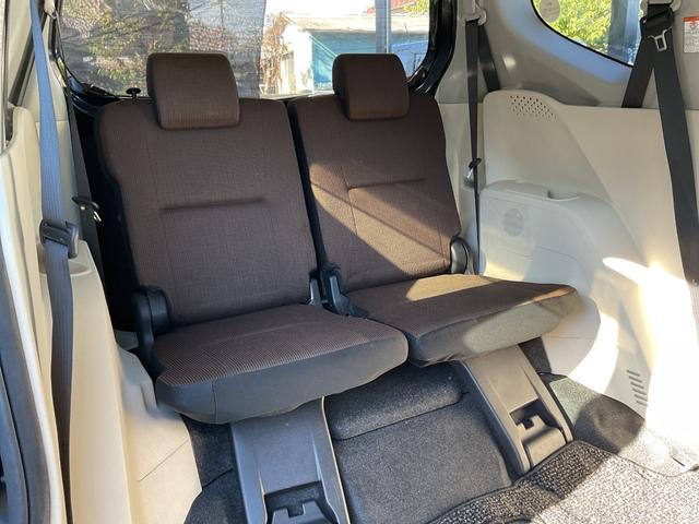 シエンタ G 衝突軽減 レーンキープ 両側電動 シートヒーター ナビ フルセグ Bカメラ Bluetoothオーディオ ETC Iストップ LEDヘッドライト スマキー 禁煙車 3列 フルフラット ABS ESC(32枚目)