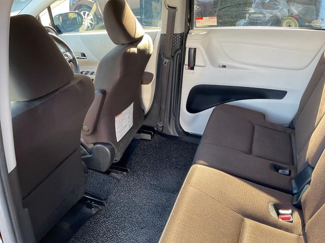 シエンタ G 衝突軽減 レーンキープ 両側電動 シートヒーター ナビ フルセグ Bカメラ Bluetoothオーディオ ETC Iストップ LEDヘッドライト スマキー 禁煙車 3列 フルフラット ABS ESC(55枚目)