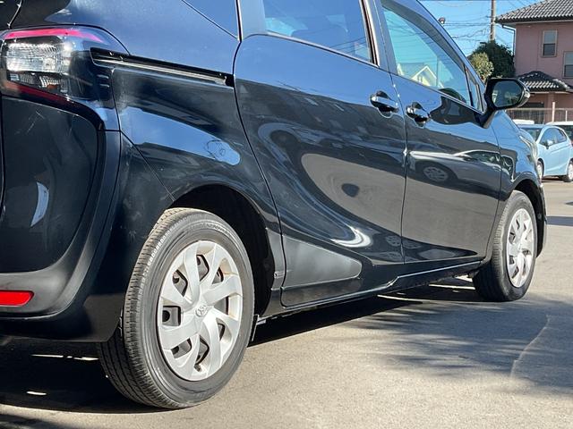 シエンタ G 衝突軽減 レーンキープ 両側電動 シートヒーター ナビ フルセグ Bカメラ Bluetoothオーディオ ETC Iストップ LEDヘッドライト スマキー 禁煙車 3列 フルフラット ABS ESC(65枚目)