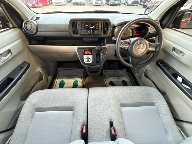 パッソ X LパッケージS 衝突軽減 レーンキープ Iストップ スマキー 禁煙車 ABS ESC 電格ミラー ベンチシート CD 運転席エアバッグ 助手席エアバッグ エアコン パワーウィンドウ パワーステアリング(3枚目)