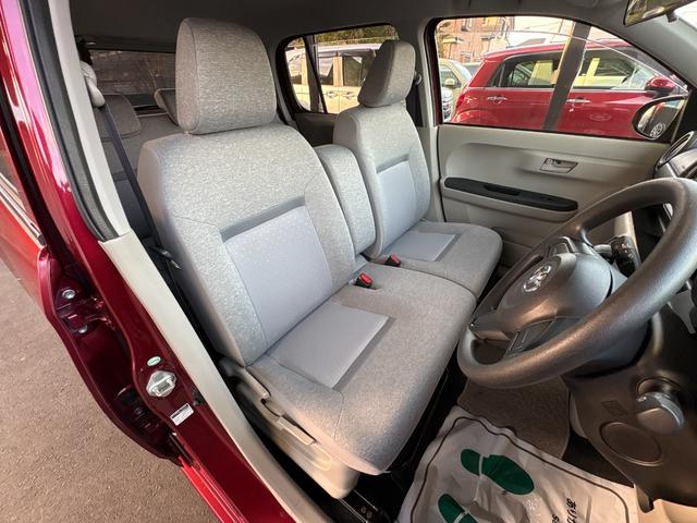 パッソ X LパッケージS 衝突軽減 レーンキープ Iストップ スマキー 禁煙車 ABS ESC 電格ミラー ベンチシート CD 運転席エアバッグ 助手席エアバッグ エアコン パワーウィンドウ パワーステアリング(7枚目)