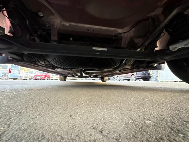 パッソ X LパッケージS 衝突軽減 レーンキープ Iストップ スマキー 禁煙車 ABS ESC 電格ミラー ベンチシート CD 運転席エアバッグ 助手席エアバッグ エアコン パワーウィンドウ パワーステアリング(21枚目)