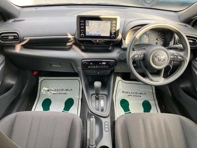 ヤリス ハイブリッドX 衝突軽減 レーンキープ 障害物センサー アダプティブクルーズ ナビ Bカメラ Bluetoothオーディオ ETC キーレス 禁煙車 ABS オートハイビーム オートライト 電格ミラ 運転席エアバッグ(3枚目)