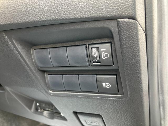 ヤリス ハイブリッドX 衝突軽減 レーンキープ 障害物センサー アダプティブクルーズ ナビ Bカメラ Bluetoothオーディオ ETC キーレス 禁煙車 ABS オートハイビーム オートライト 電格ミラ 運転席エアバッグ(9枚目)