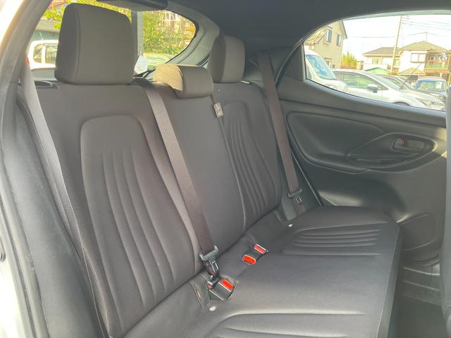 ヤリス ハイブリッドX 衝突軽減 レーンキープ 障害物センサー アダプティブクルーズ ナビ Bカメラ Bluetoothオーディオ ETC キーレス 禁煙車 ABS オートハイビーム オートライト 電格ミラ 運転席エアバッグ(11枚目)