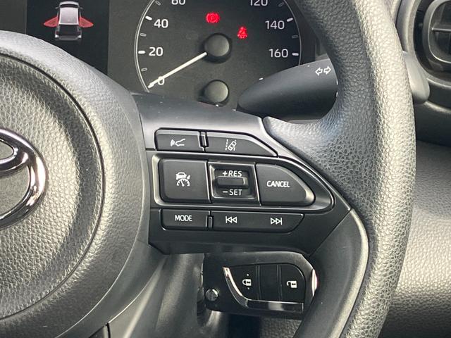 ヤリス ハイブリッドX 衝突軽減 レーンキープ 障害物センサー アダプティブクルーズ ナビ Bカメラ Bluetoothオーディオ ETC キーレス 禁煙車 ABS オートハイビーム オートライト 電格ミラ 運転席エアバッグ(14枚目)