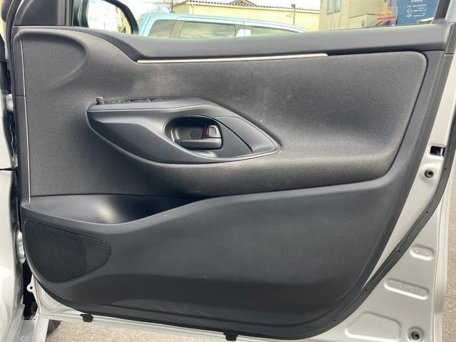 ヤリス ハイブリッドX 衝突軽減 レーンキープ 障害物センサー アダプティブクルーズ ナビ Bカメラ Bluetoothオーディオ ETC キーレス 禁煙車 ABS オートハイビーム オートライト 電格ミラ 運転席エアバッグ(15枚目)