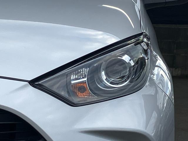 ヤリス ハイブリッドX 衝突軽減 レーンキープ 障害物センサー アダプティブクルーズ ナビ Bカメラ Bluetoothオーディオ ETC キーレス 禁煙車 ABS オートハイビーム オートライト 電格ミラ 運転席エアバッグ(22枚目)