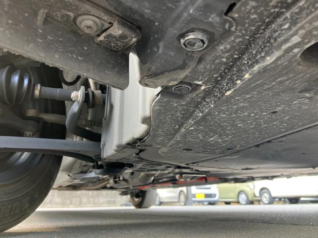 ヤリス ハイブリッドX 衝突軽減 レーンキープ 障害物センサー アダプティブクルーズ ナビ Bカメラ Bluetoothオーディオ ETC キーレス 禁煙車 ABS オートハイビーム オートライト 電格ミラ 運転席エアバッグ(25枚目)